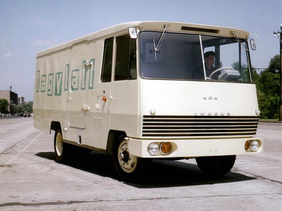  Ikarus 404 1964 года  (фото 2 из 4)